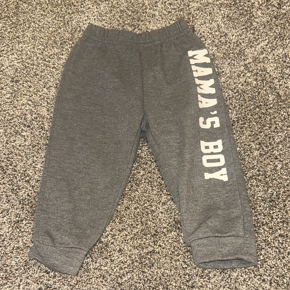 SHEIN Gray Kids Sweatpants with White "MAMA'S BOY" Side Graphic